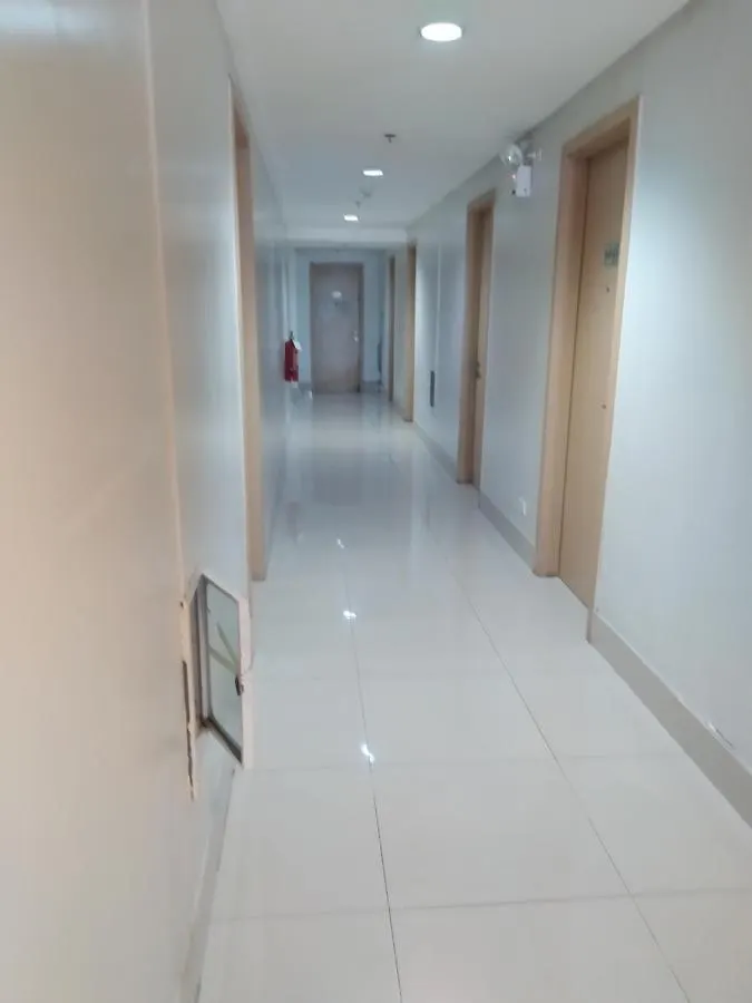 Sea Residences Mall Of Asia By Jermel Pasay Capsule hotel