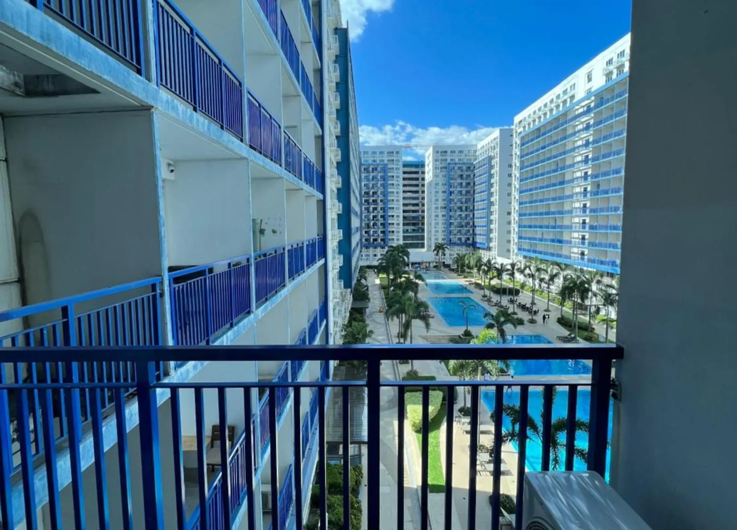 Sea Residences Mall Of Asia By Jermel Pasay
