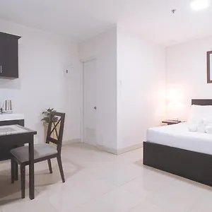 Мини-отель Urbanview At Evangelista Street Makati, Макати