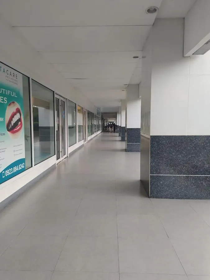 Sea Residences Mall Of Asia By Jermel Pasay Capsule hotel