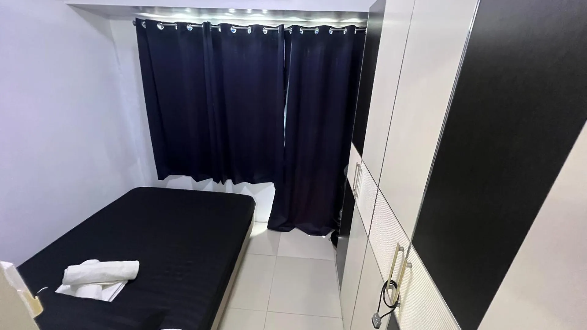 Capsule hotel Sea Residences Mall Of Asia By Jermel Pasay