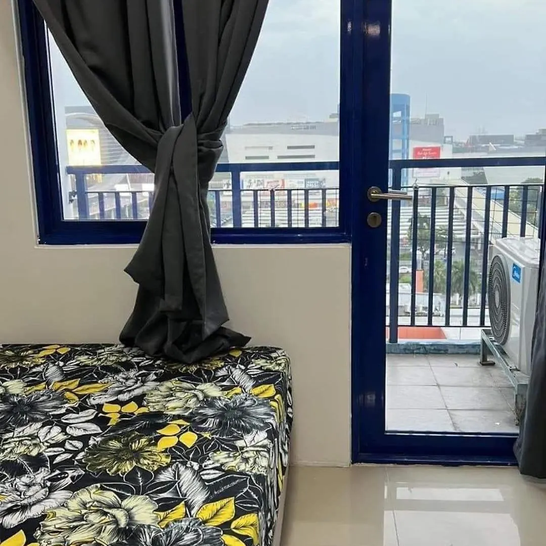 Capsule hotel Sea Residences Mall Of Asia By Jermel Pasay
